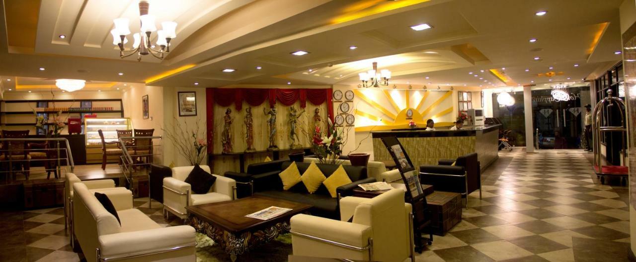 Hotel Sapphire Дар-эс-Саламе Экстерьер фото